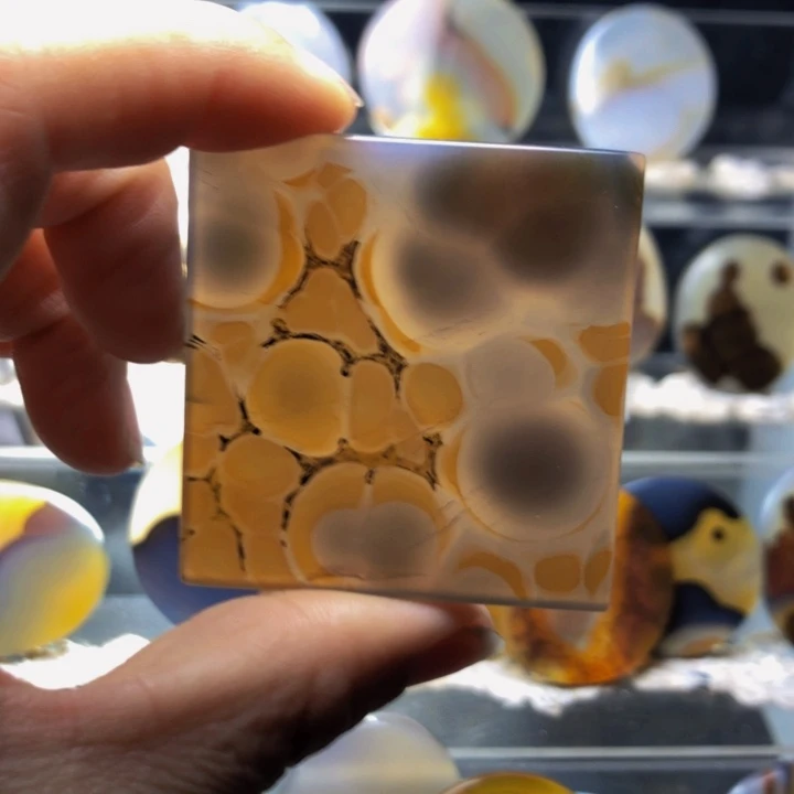 合金玛瑙/玉髓珠宝奇石30