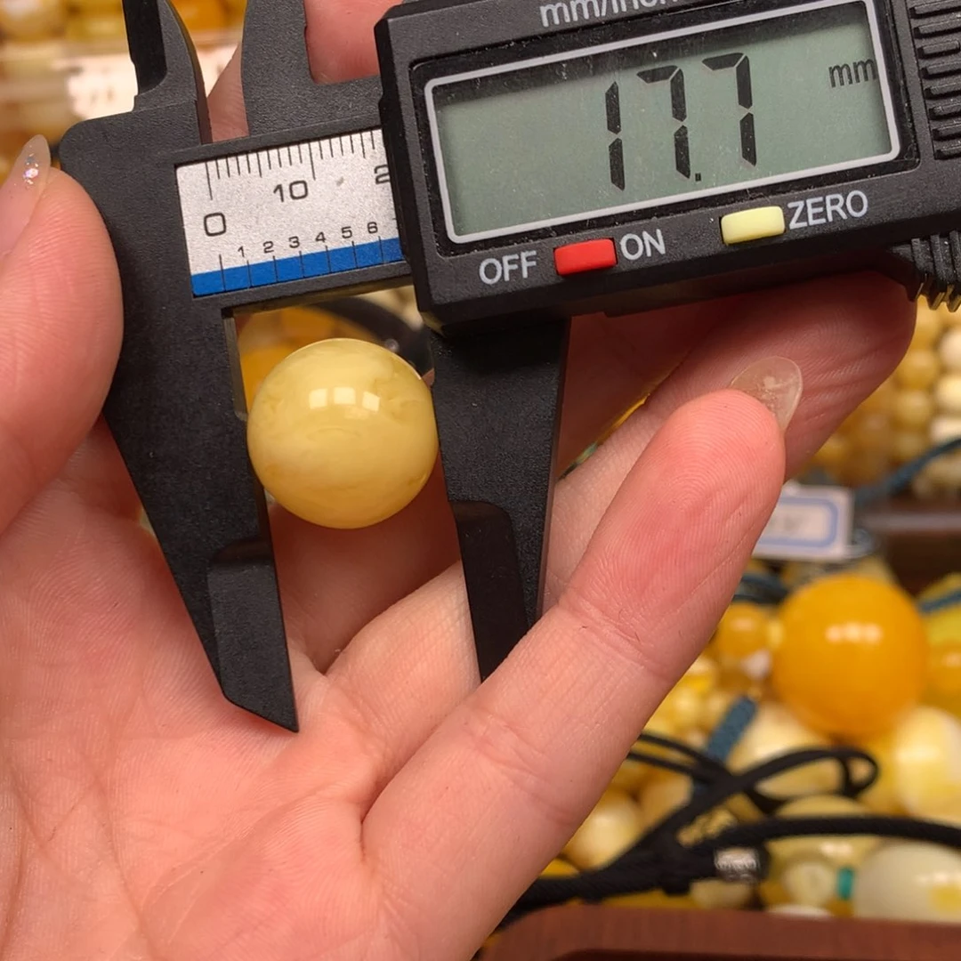 无非金属仿琥珀05