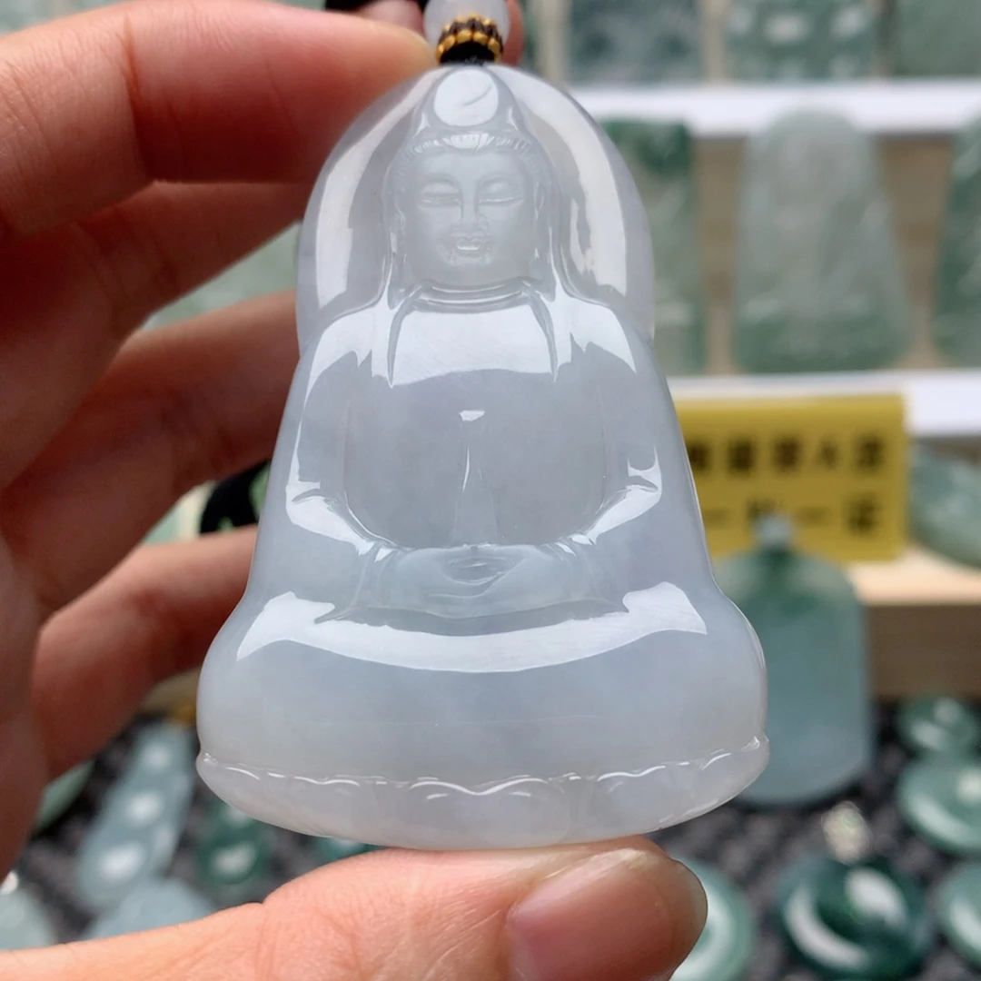 翡翠未镶嵌颈饰素衣
