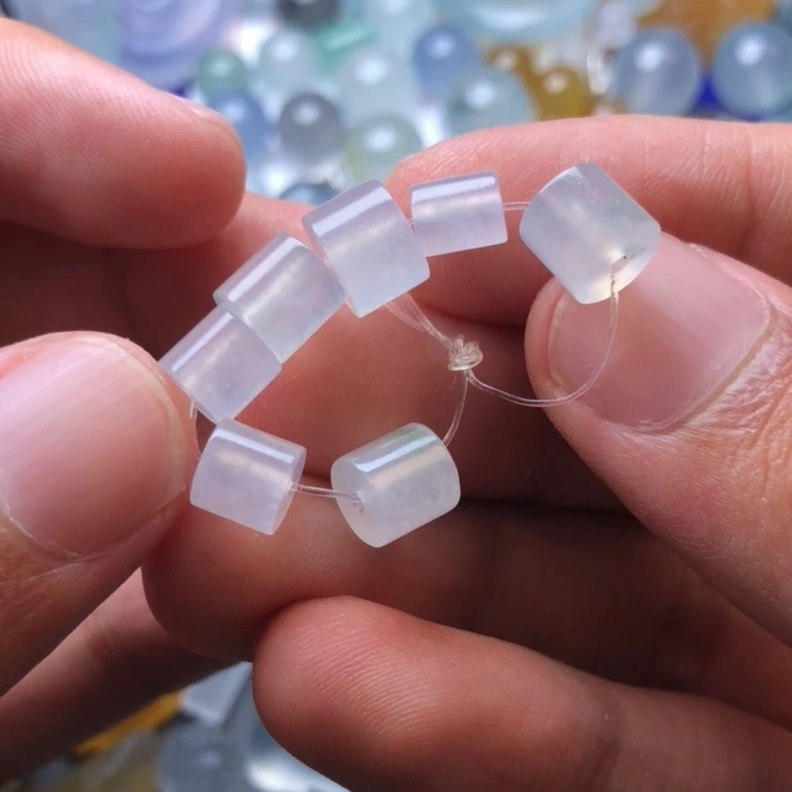 定制翡翠未镶嵌挂件