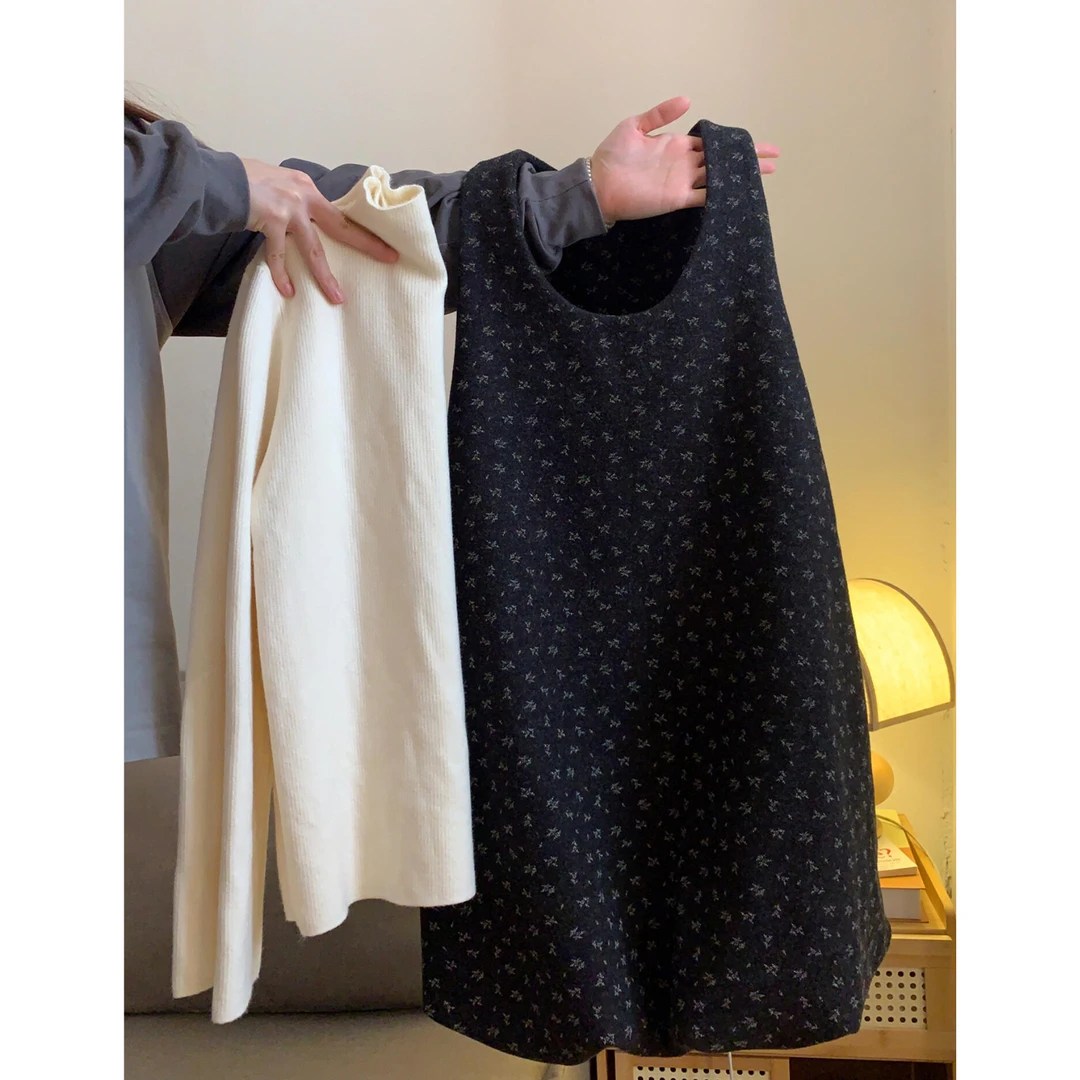 韩系碎花U领无袖花苞连衣裙套装女秋冬新款背心裙毛衣叠穿一整套