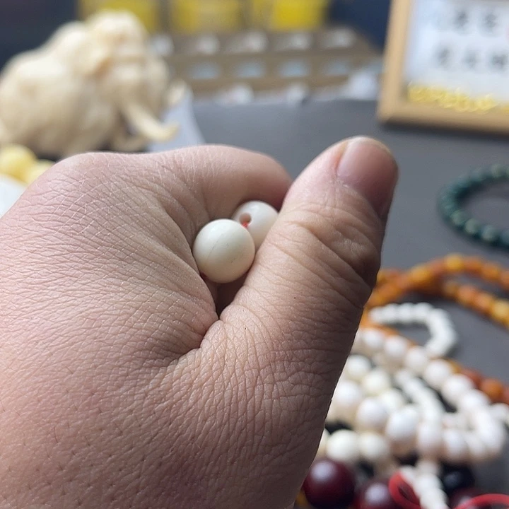 塑料独哥卡1.2白色圆珠