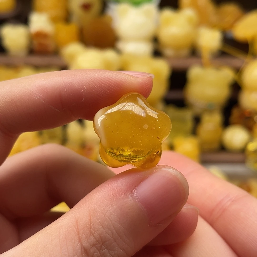 琥珀未镶嵌珠宝奇石