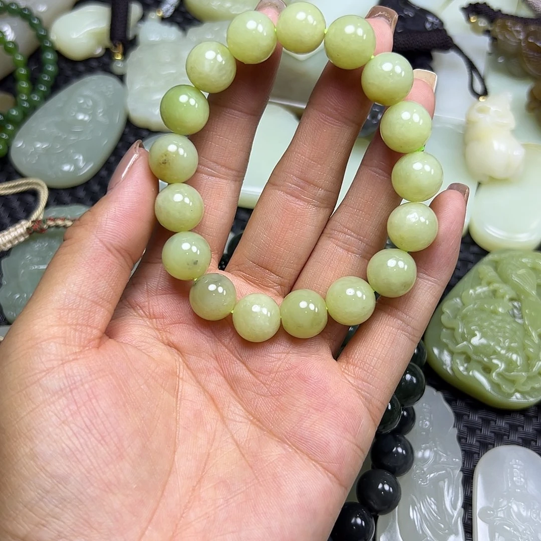 和田玉未镶嵌颈饰微瑕不退不换