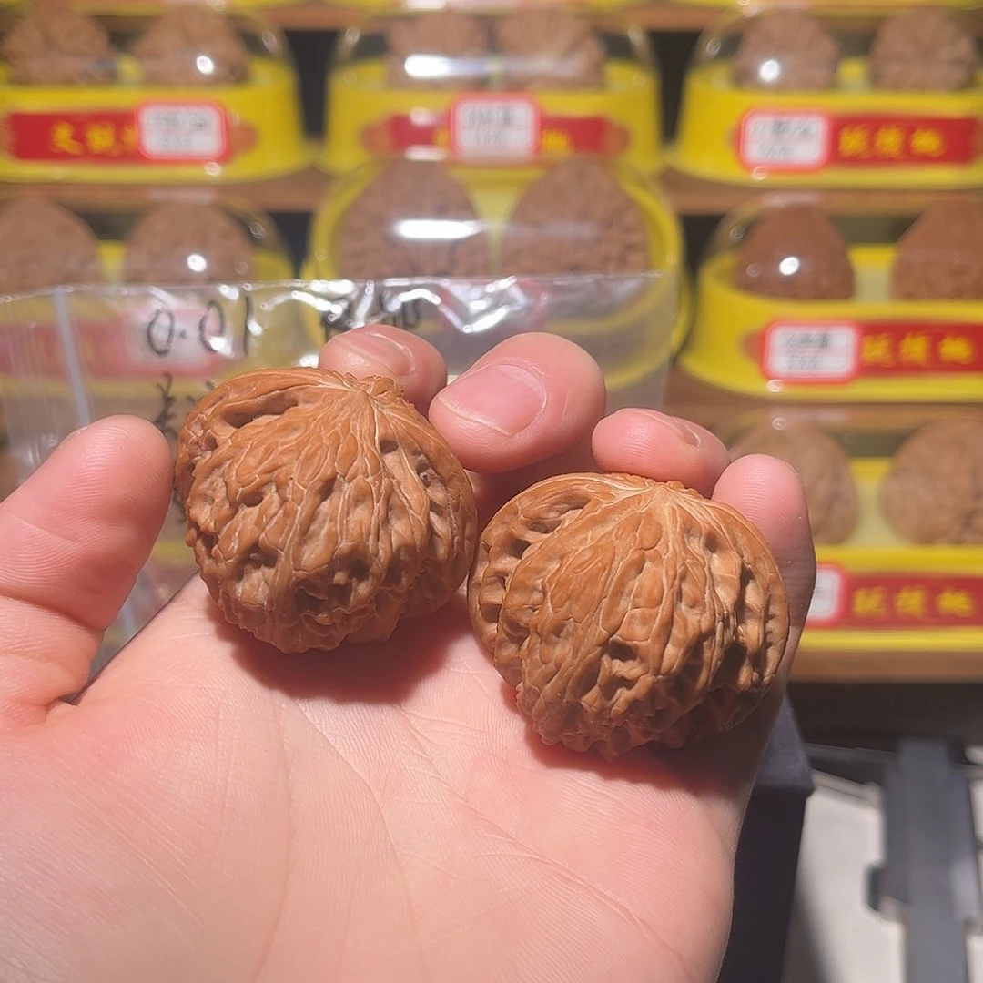 文玩核桃吊坠磨盘