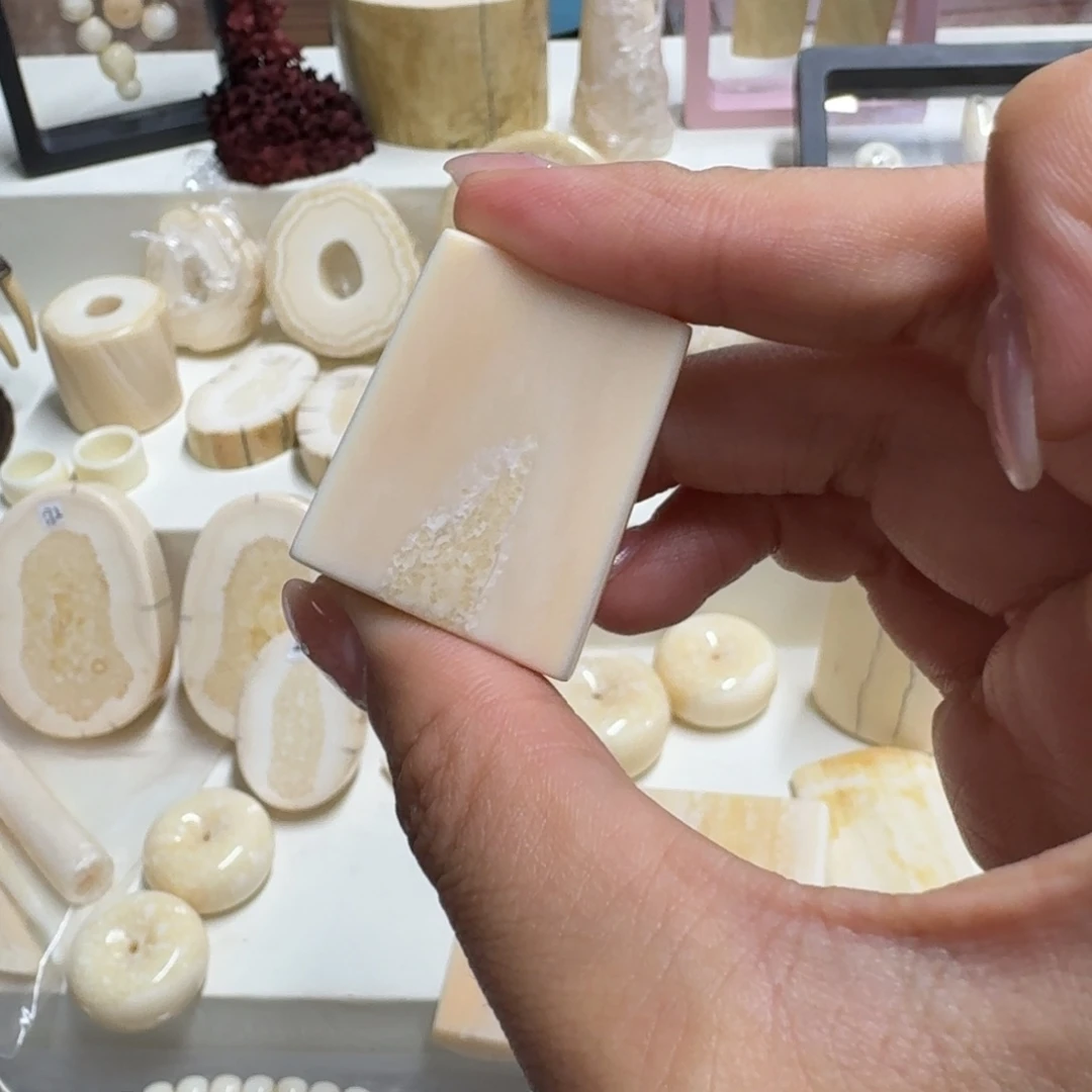 琉璃/树脂/塑料类胖13.7