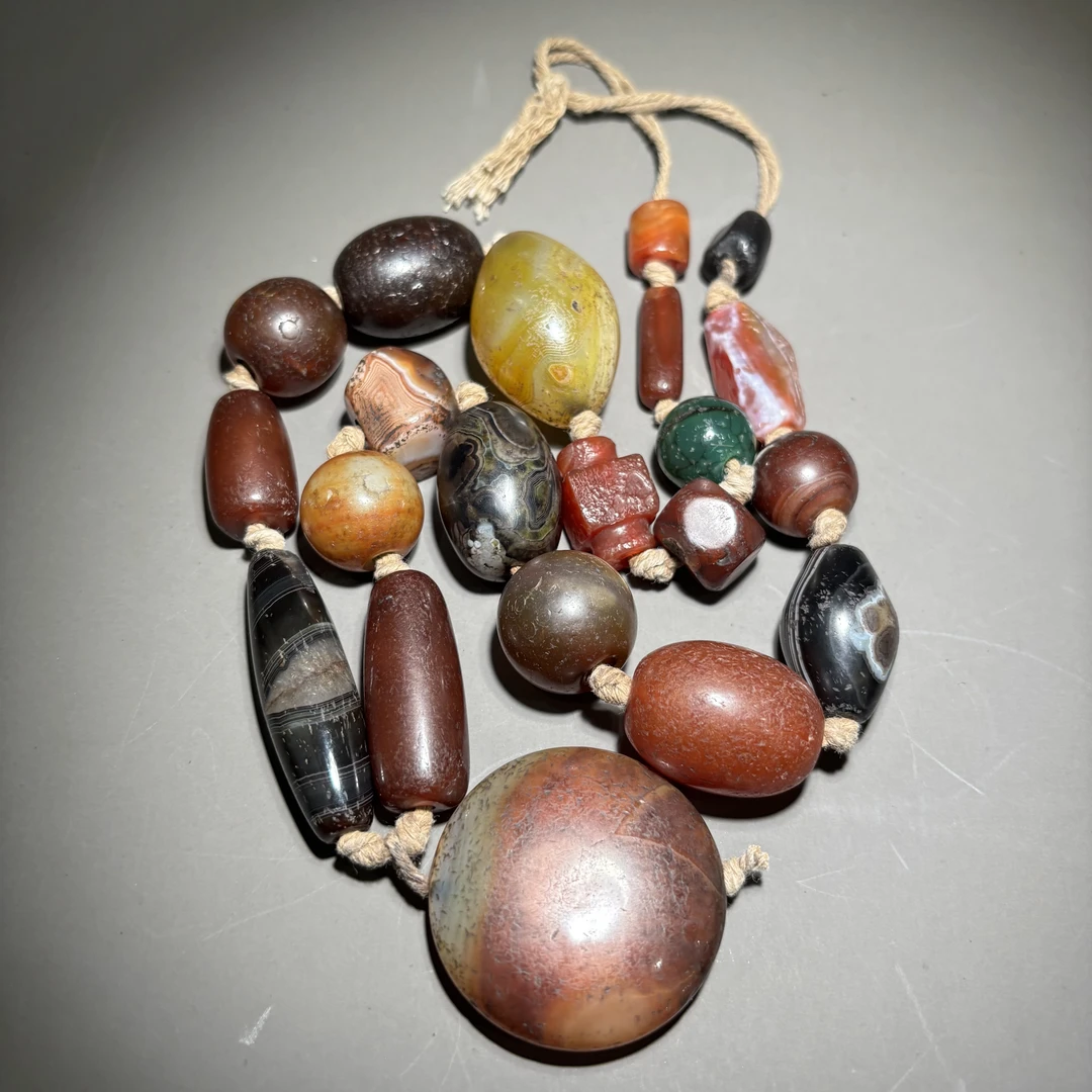 HZ87145玛瑙多宝串-朵云轩