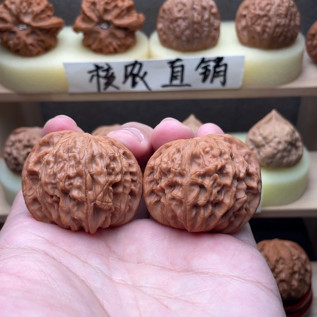 男***王吊坠文玩核桃福利磨盘41➕交友价