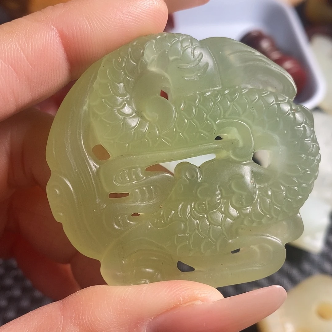 岫玉未镶嵌珠宝奇石