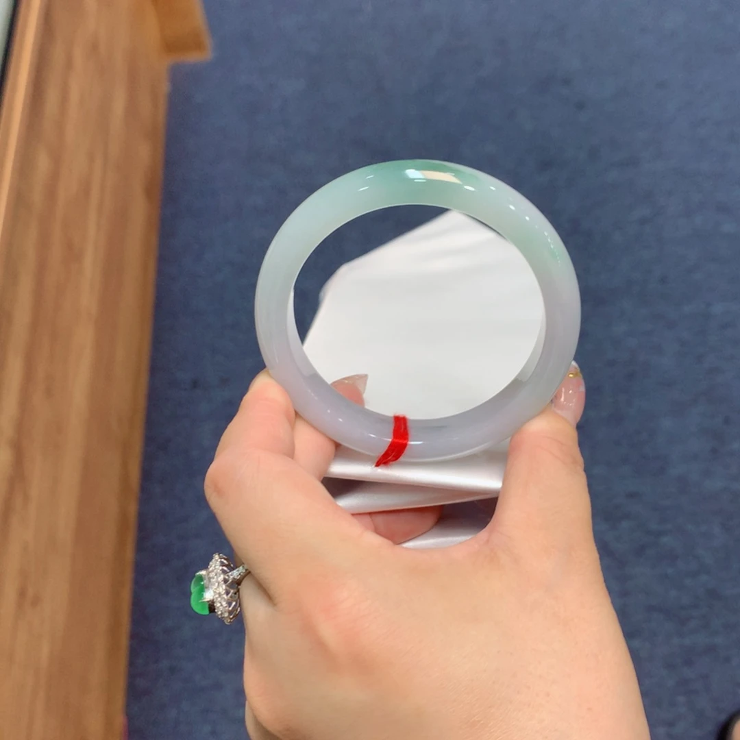 未镶嵌手镯翡翠买断