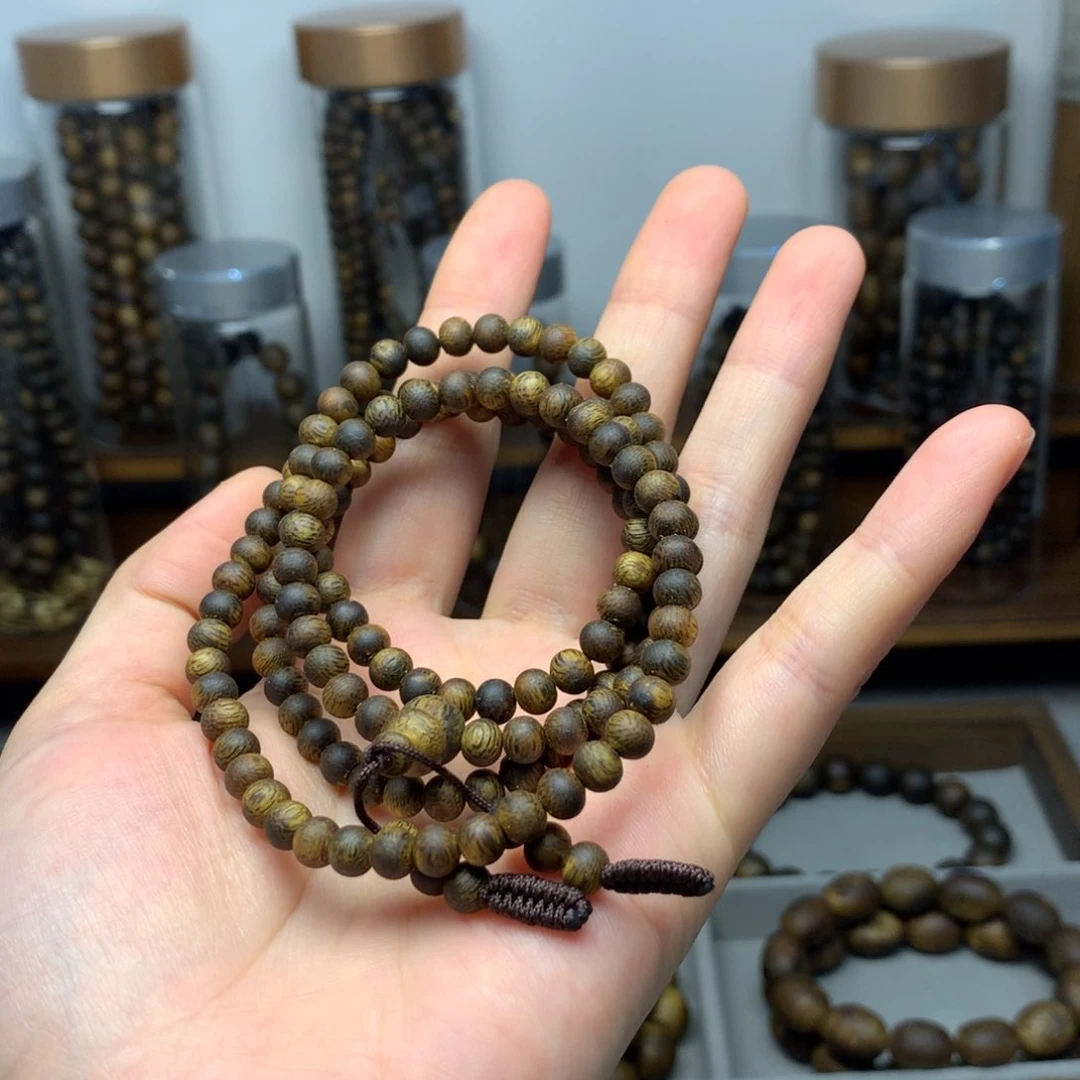 手串沉香海南红骨凹身卡5保10克+多样性发一