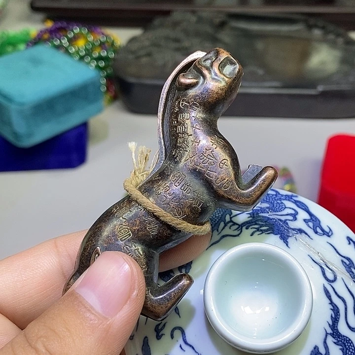 瓷片你哈哈哈哈哈哈哈哈哈哈哈哈就