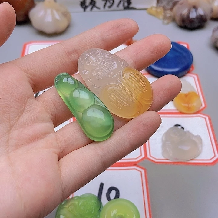 【闪购商品】未镶嵌玛瑙/玉髓珠宝半成品田*辣