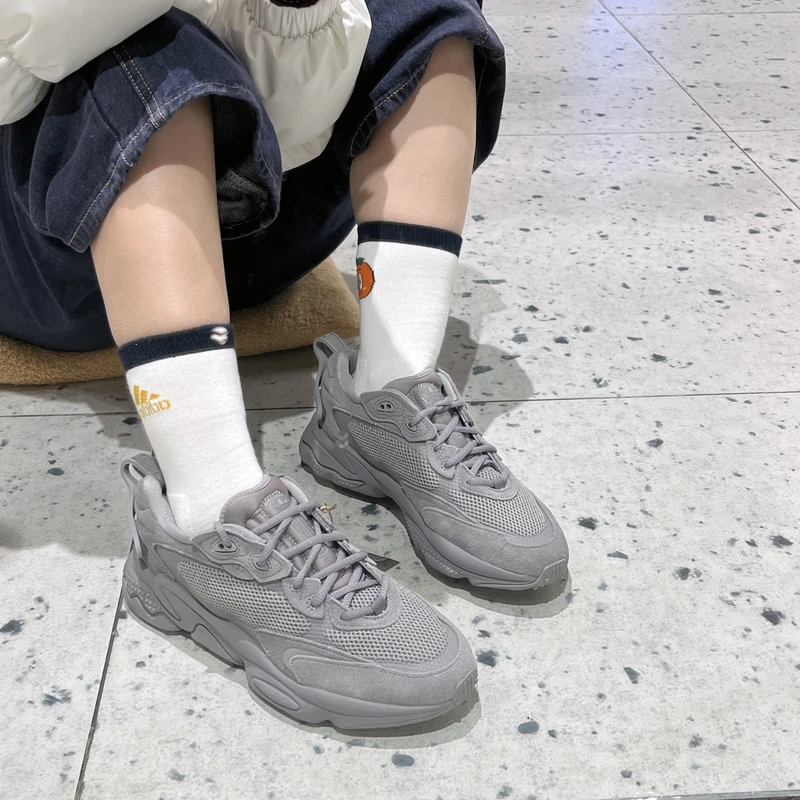 正品adidas阿迪达斯三叶草OZWEEGO男女复古轻便运动老爹鞋 GW9739