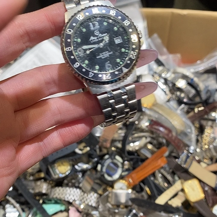 你***谁中古香水项链手链耳饰耳钉锆石（处理）