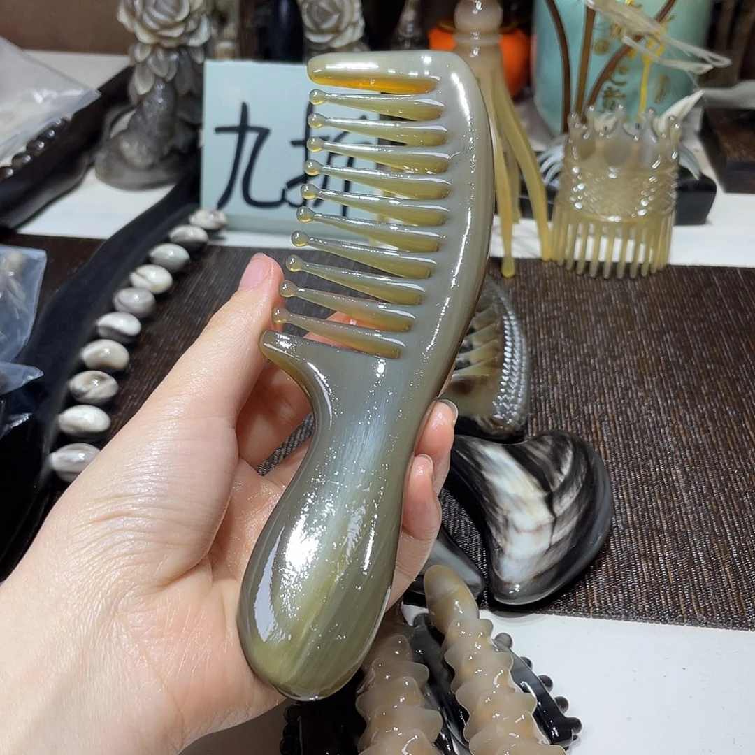 阿狸专拍 白水牛角手柄水滴梳