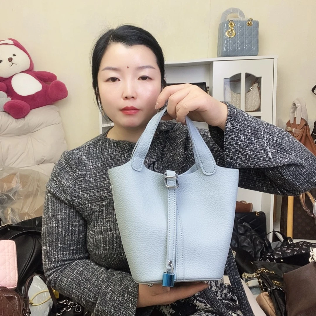 鱼皮（革）绵羊皮（革）羊剖层皮革牛剖层皮革羊皮（革）PU牛皮