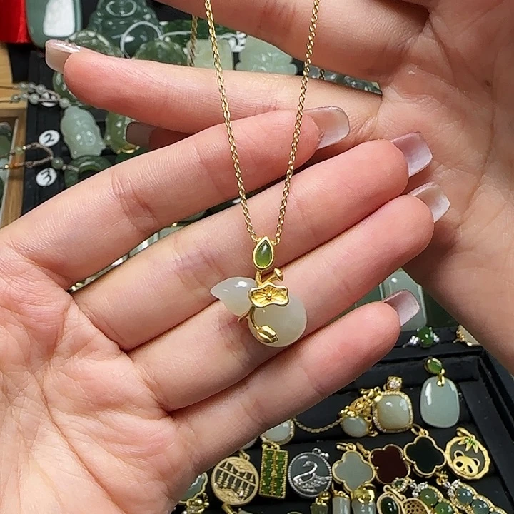 颈饰银S925镶嵌和田玉送链子送绳