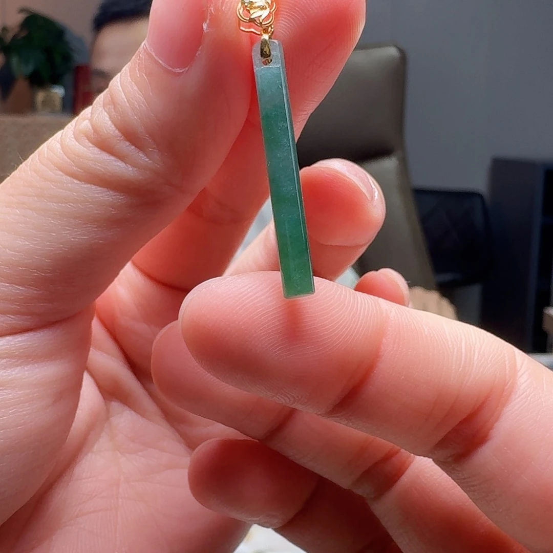 翡翠18K金镶嵌吊坠(不含链)天然