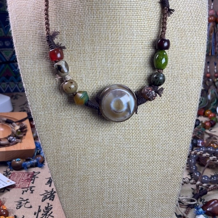 玛瑙/玉髓未镶嵌颈饰