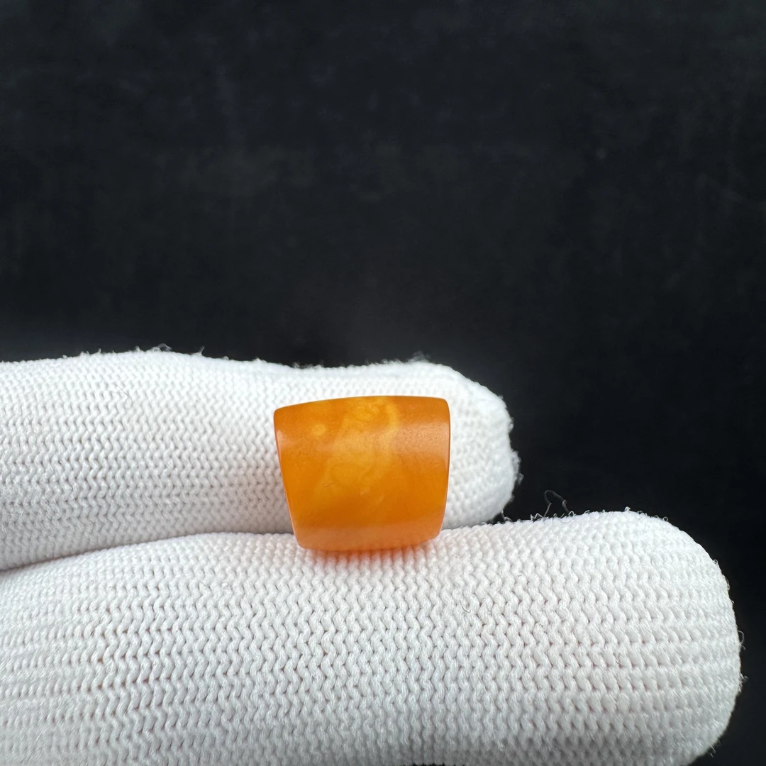 K6505天然蜜蜡老蜡马蹄微瑕12.7*14.7mm支持复检假一罚十