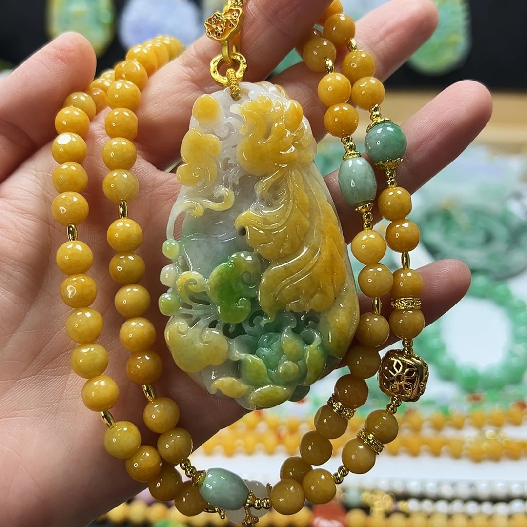 翡翠未镶嵌颈饰吊坠