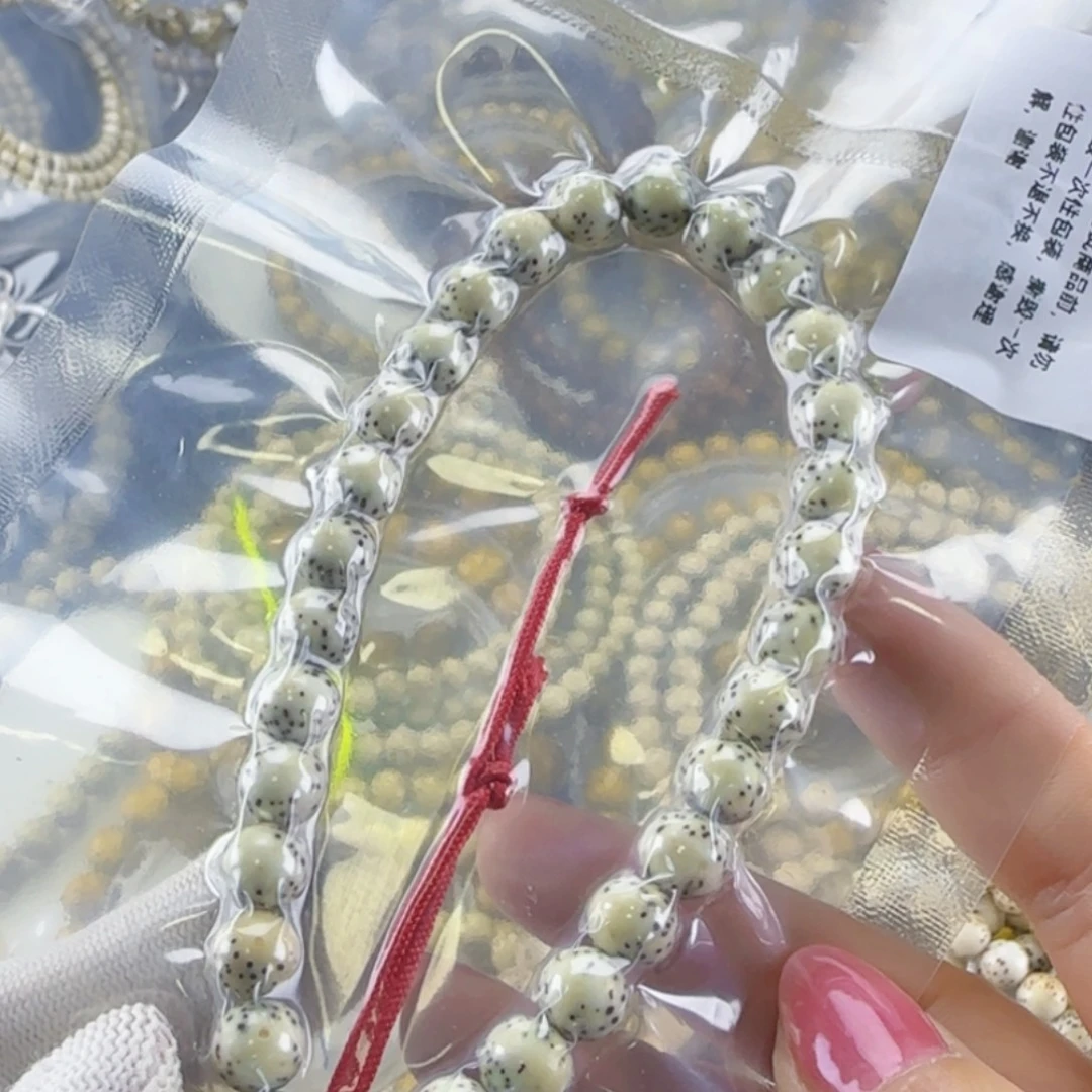手串星月菩提海南星月菩提绿背河豚卡8️⃣手持