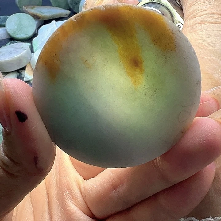 翡翠裸石黄翡带飘花