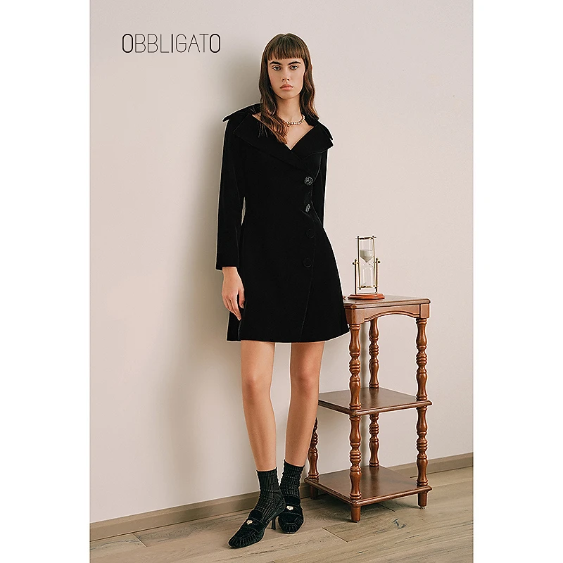 OBBLIGATO奥丽嘉朵1C34105600春季丝绒大翻领钻扣连衣裙