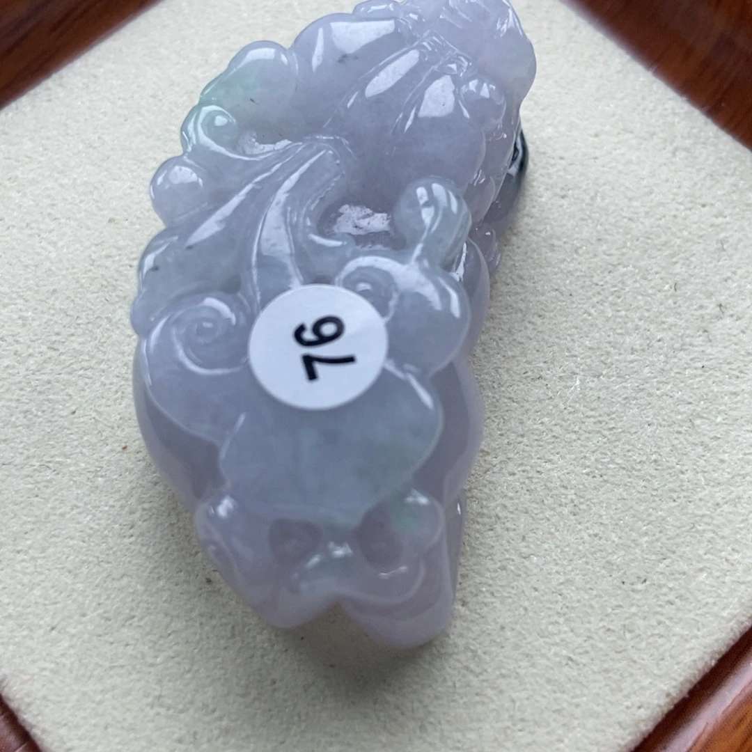 *****翡翠未镶嵌颈饰如意貔貅