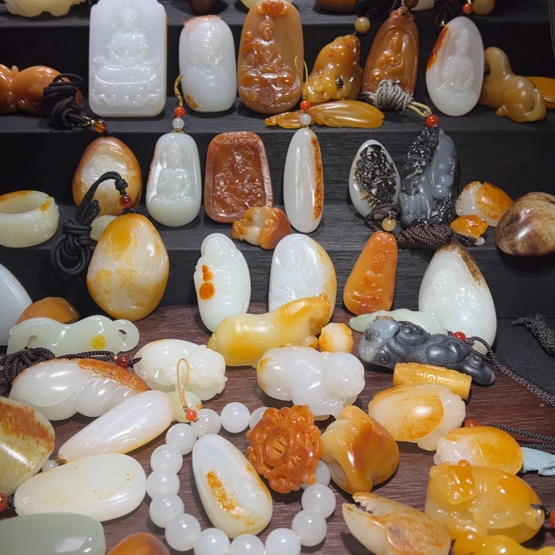 和田玉未镶嵌颈饰