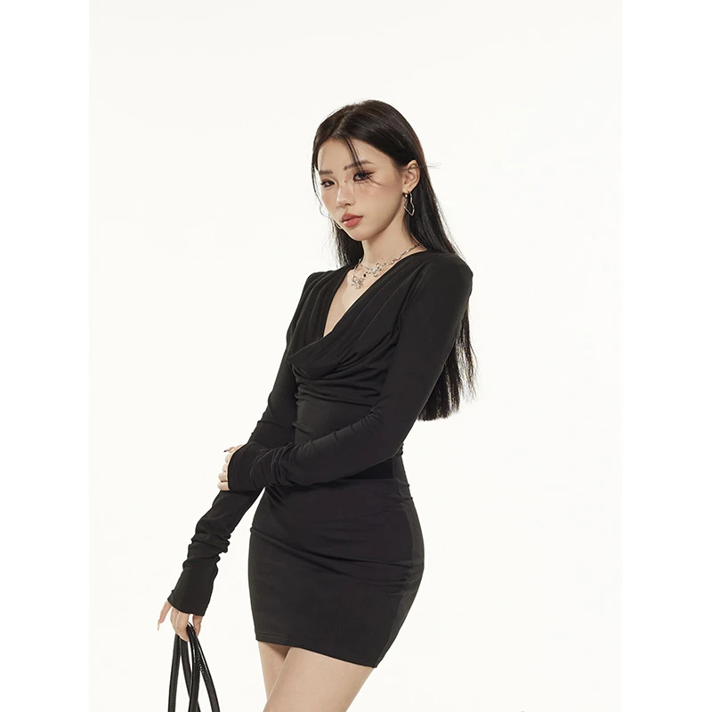 野生zerocircle荡领包臀连衣裙秋冬女新款黑色短裙子L28524E44