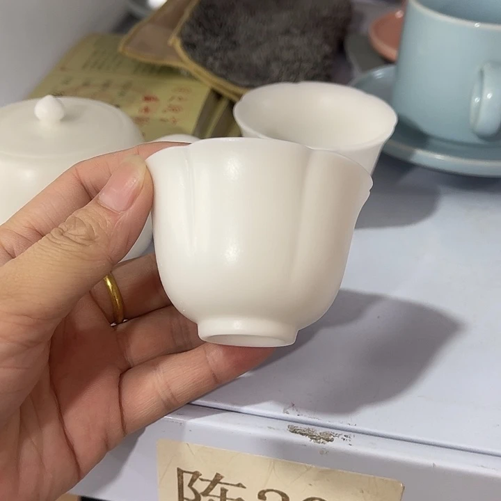 福利待遇多多哦哦哦