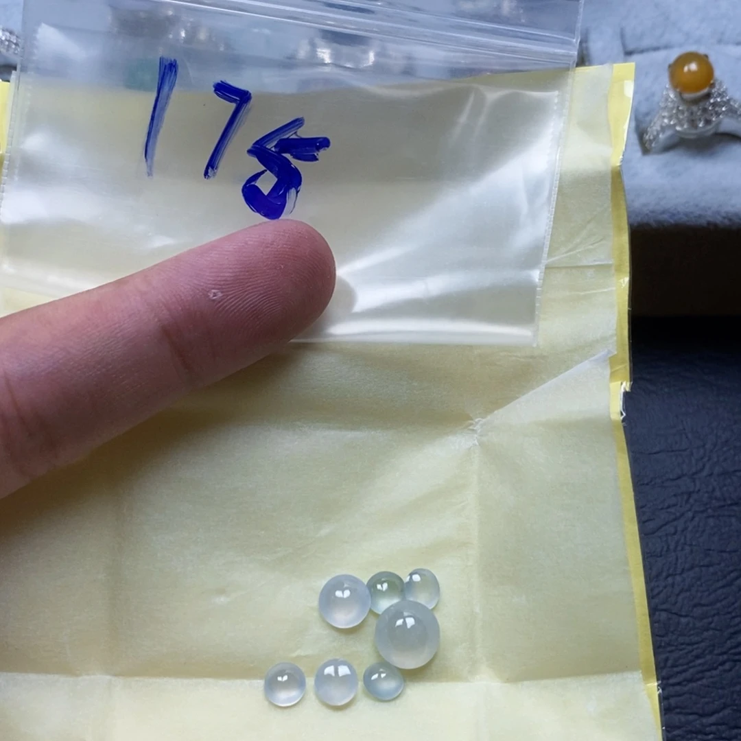 定制翡翠未镶嵌天然缅甸翡翠A货