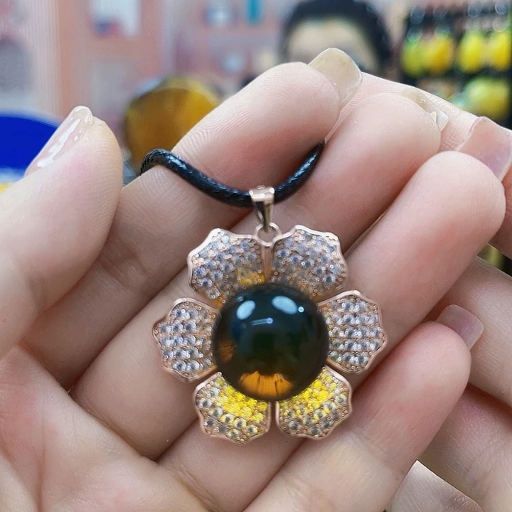 琥珀银S925镶嵌颈饰吊坠