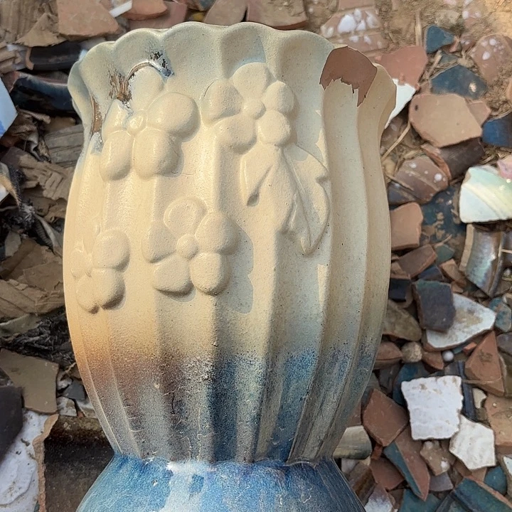 正品紫砂口18高24瑕疵。。。。。。。