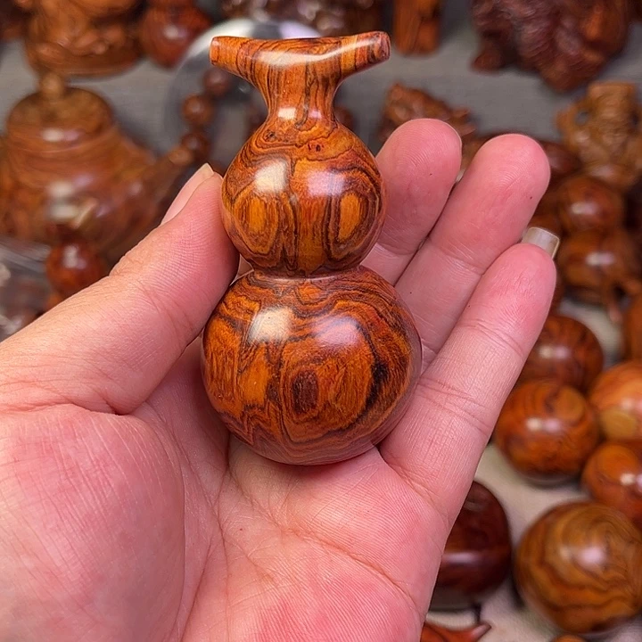 w***x黄花梨/降香黄檀海南黄花梨油梨工艺品