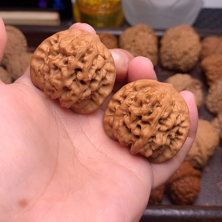 文玩核桃吊坠秦闷37尺