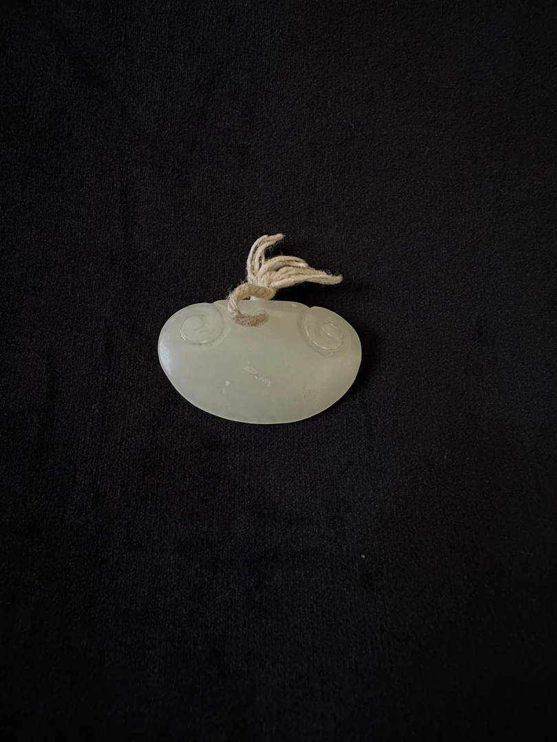 和田白玉心锁玉佩