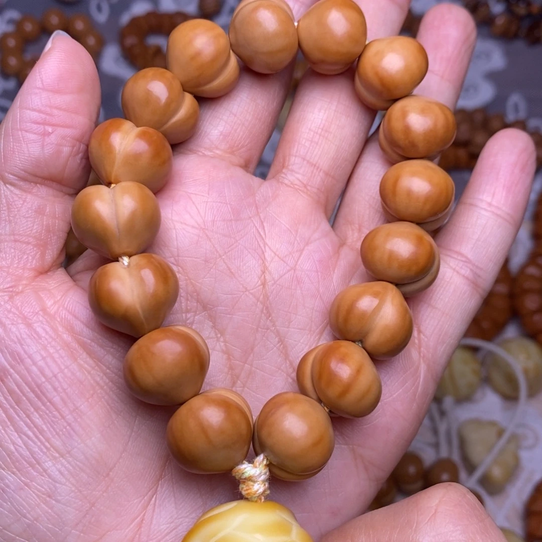 把件猴头核桃柯基屁桃龟甲