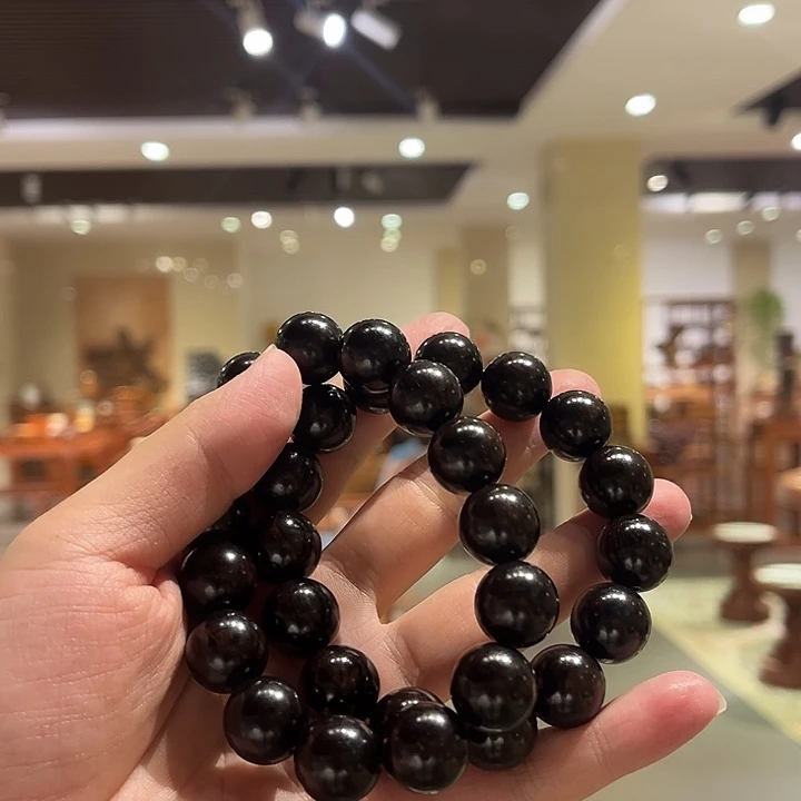 黑酸枝木类成套家具