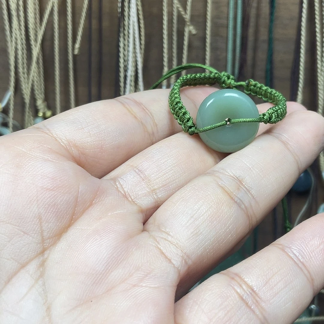 和田玉未镶嵌手绳