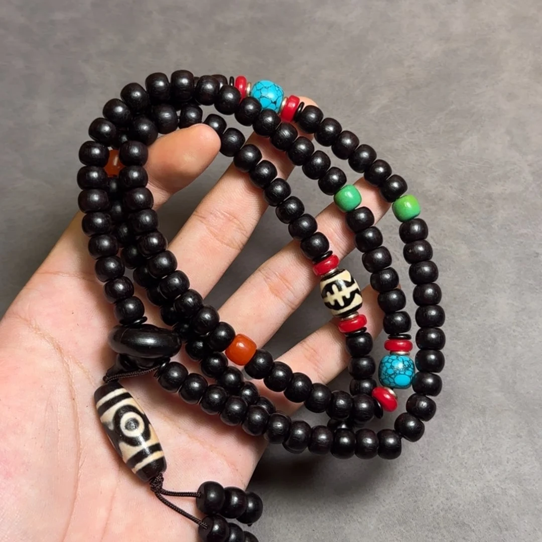 颈饰琉璃琉璃颈饰