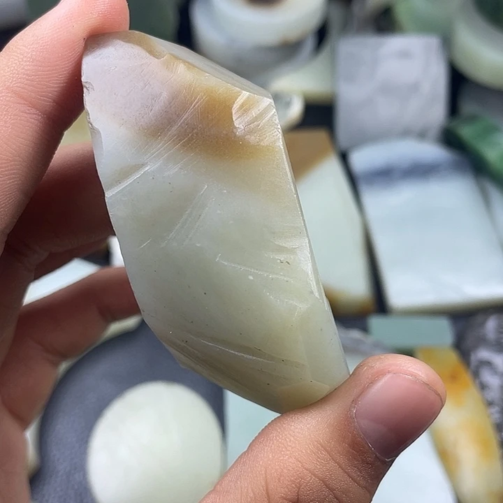 和田玉未镶嵌戒指