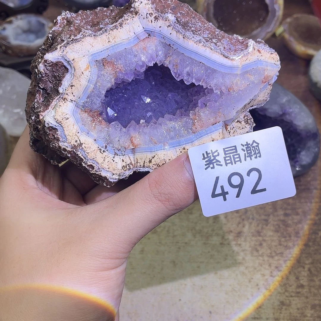 未镶嵌水晶大型摆件（非配饰）