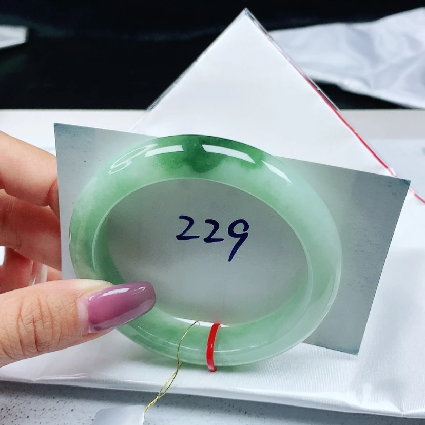 【闪购商品】翡翠手镯未镶嵌四**阳 正圈56+