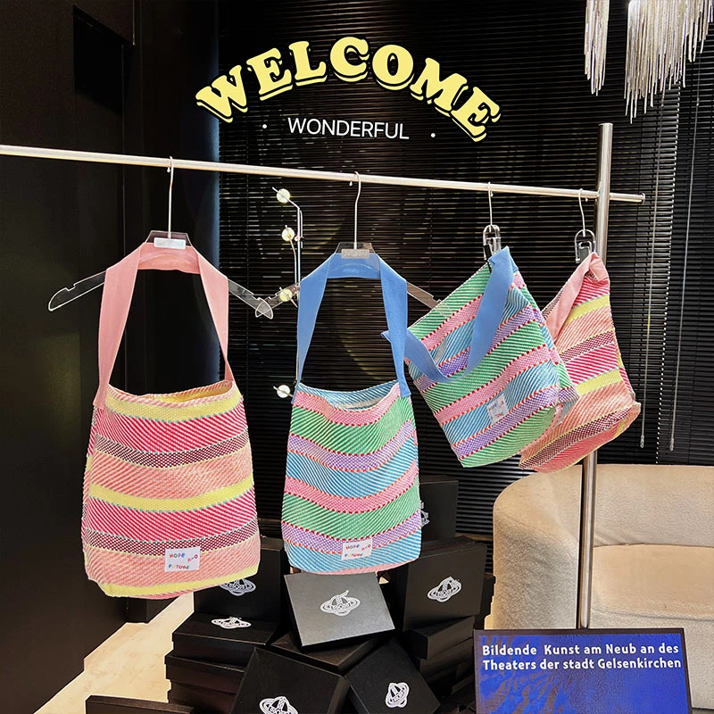 小众原创韩版纯手工编织包时尚ins百搭沙滩撞色休闲单肩托特包