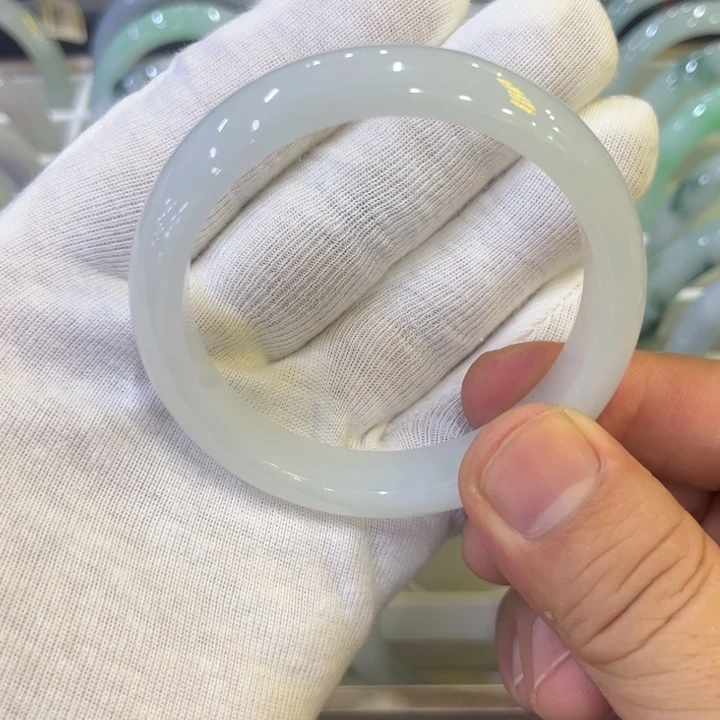 未镶嵌手镯翡翠四海哥翡翠白月光正圈