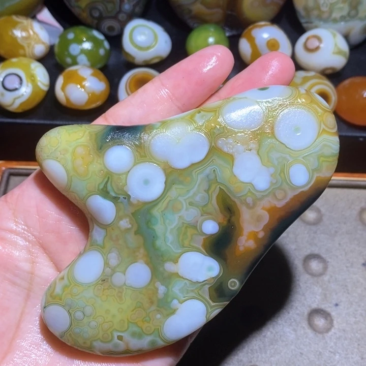 玛瑙/玉髓未镶嵌珠宝半成品
