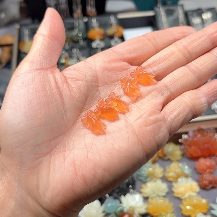 蛇纹石玉挂饰未镶嵌庆*